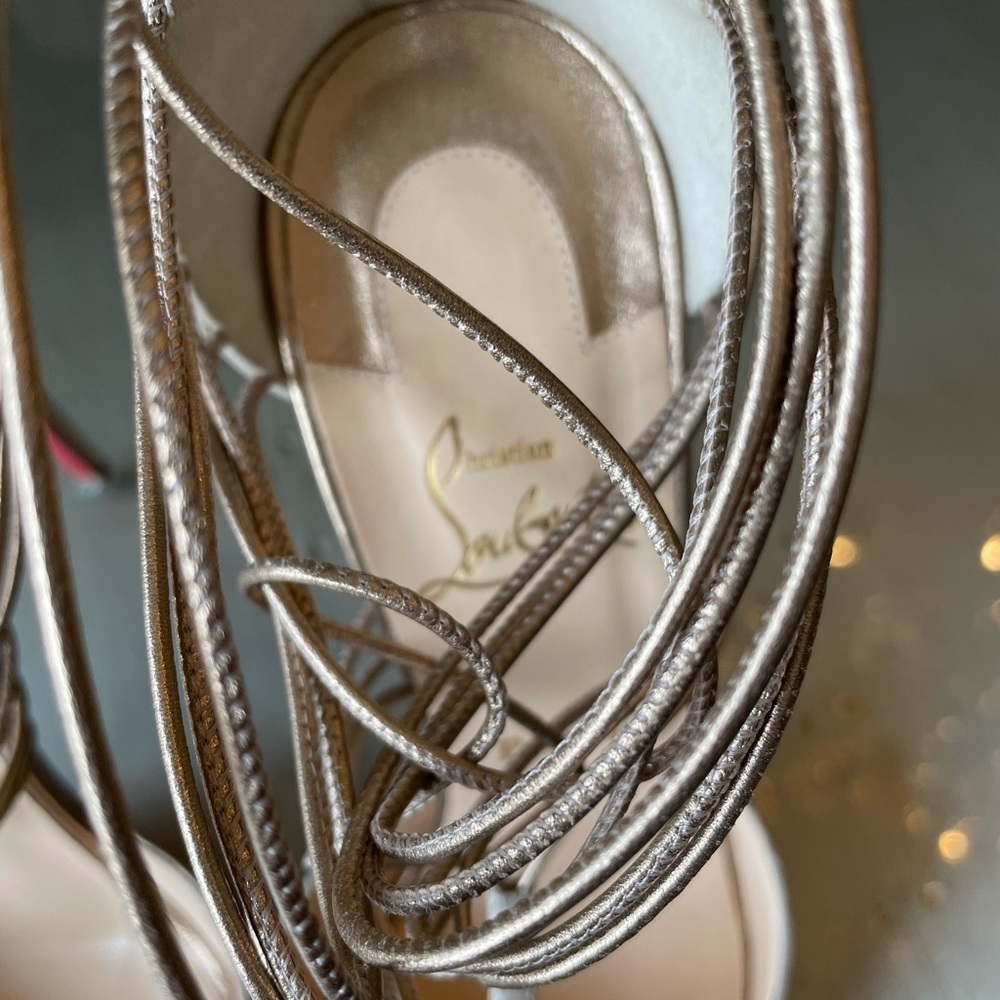 Christian louboutin confusa stiletto 100mm beige gold strappy pump sz 38 - Picture 3 of 11